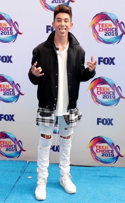 Adam Cohen, 2019 Teen Choice Awards, Arrivals
